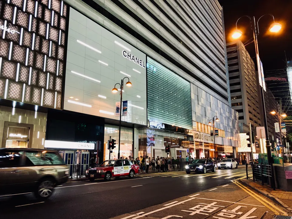 Explore Bellevue's Local Charm While We Handle Your Vehicle in Bellevue